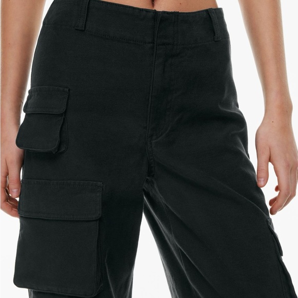 Aritzia Picture Cargo Pant Black - Picture 5 of 6